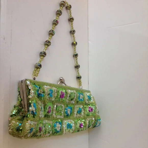 SASHA Green Avocado Sequin Beaded Clutch Purse - Picture 1 of 2